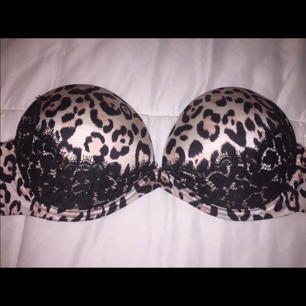 Victoria’s Secret push-up bra 34D